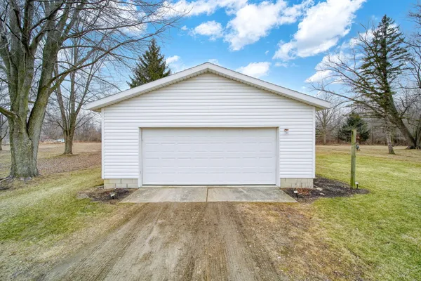 $275,000 | 13412 Wabash Road, Milan, MI 48160