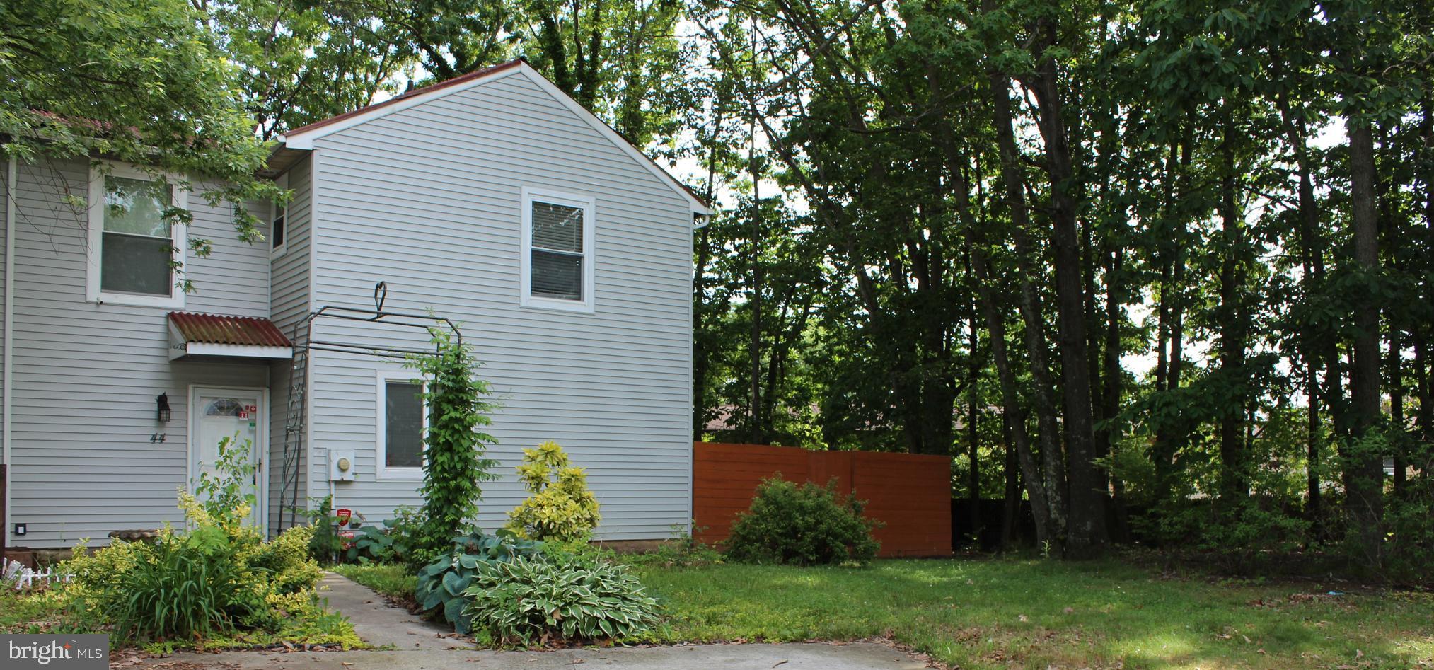 44 Edinshire Road Sicklerville, NJ 08081 - Photo 2 of 17 Gallery Image 2