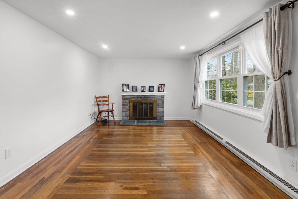 64 Hickory Road Attleboro, MA 02703 - Photo 17 of 35 Gallery Image 17