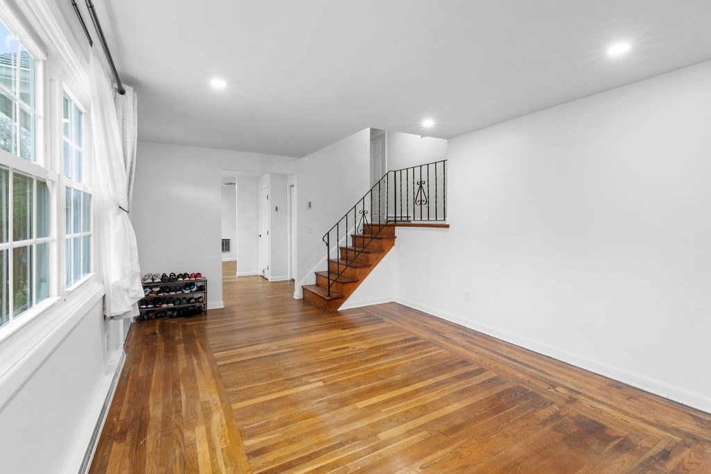 64 Hickory Road Attleboro, MA 02703 - Photo 19 of 35 Gallery Image 19