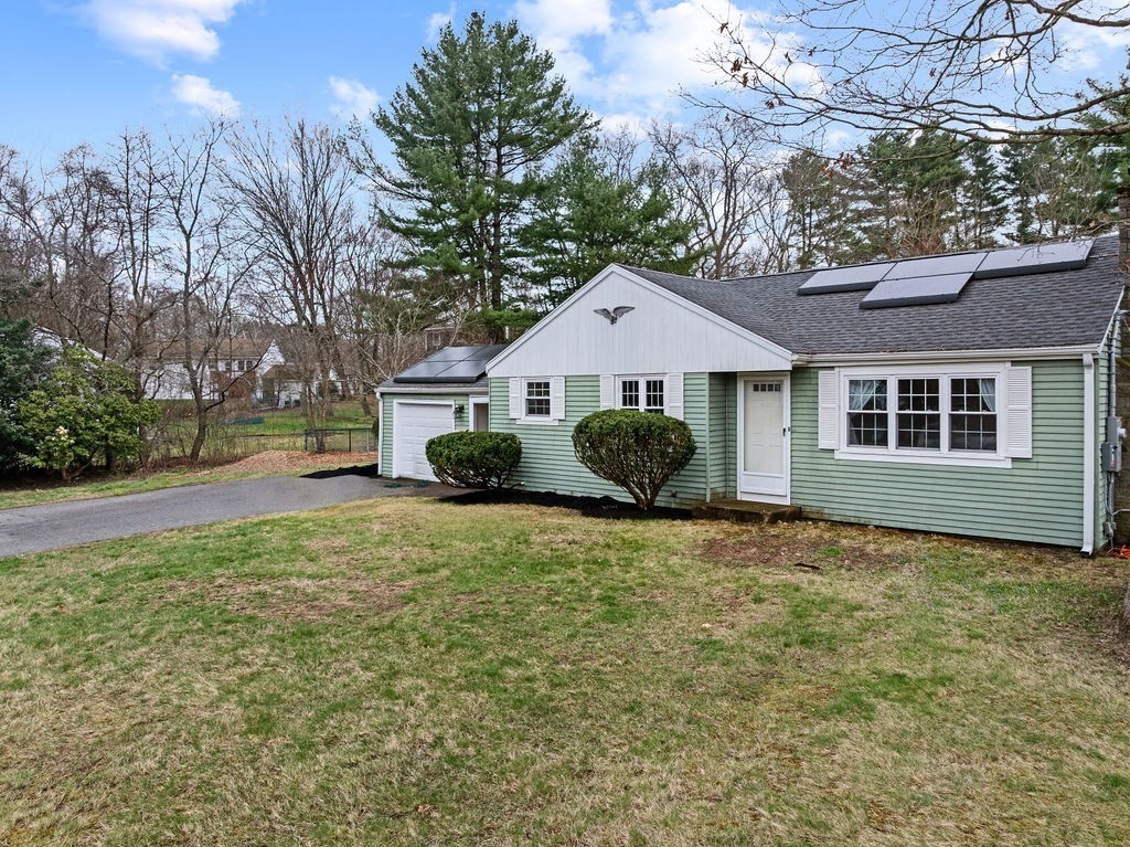 64 Hickory Road Attleboro, MA 02703 - Photo 2 of 35 Gallery Image 2
