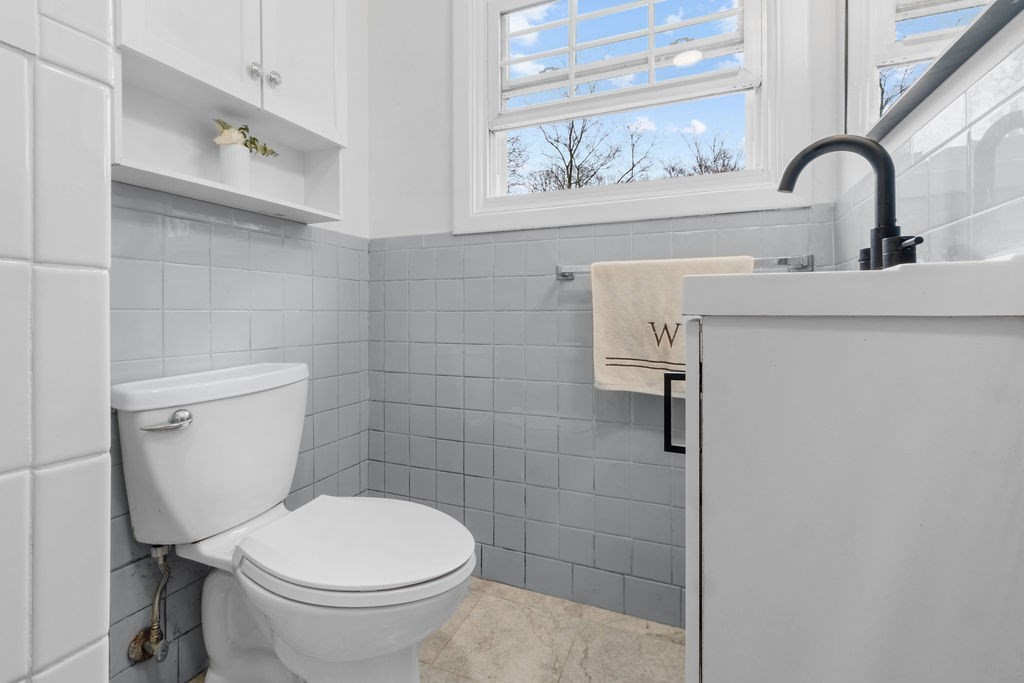 64 Hickory Road Attleboro, MA 02703 - Photo 24 of 35 Gallery Image 24
