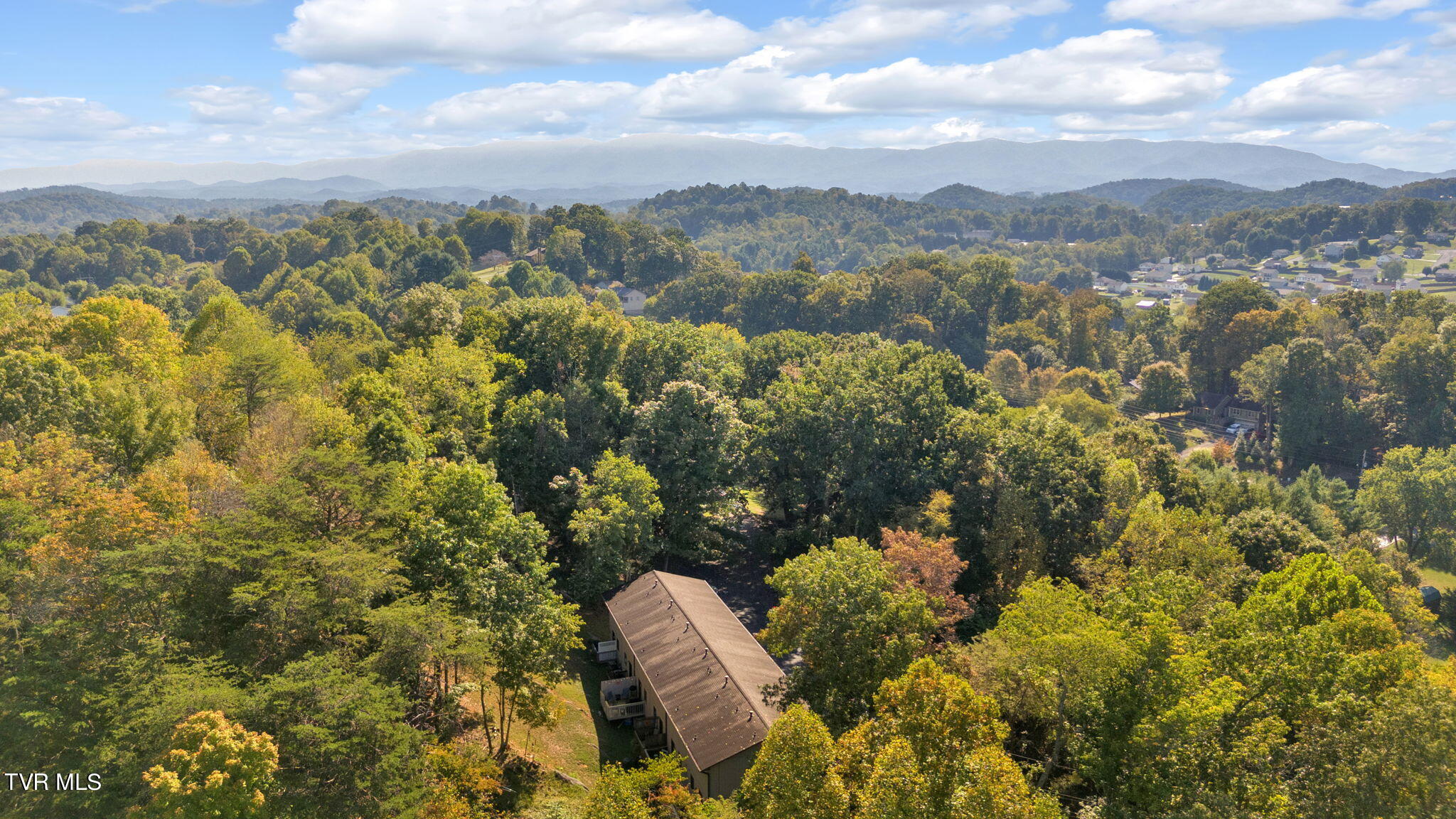 225 Huckleberry Road, Unit 5 Bluff City, TN 37618 - Photo 34 of 34 5-web-or-mls-DJI_20240922105627_0731_D