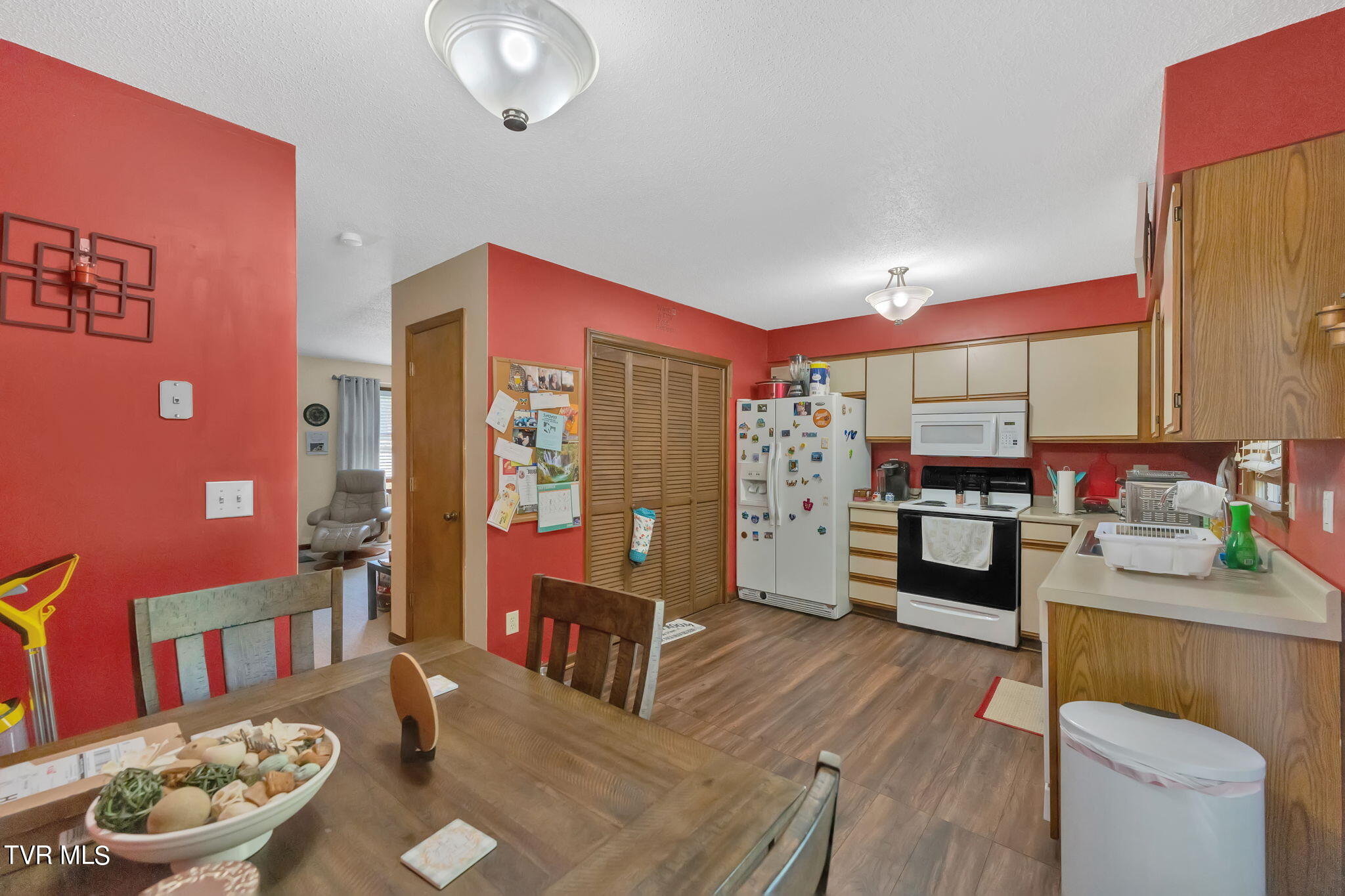 225 Huckleberry Road, Unit 5 Bluff City, TN 37618 - Photo 9 of 34 25-web-or-mls-DSC01849