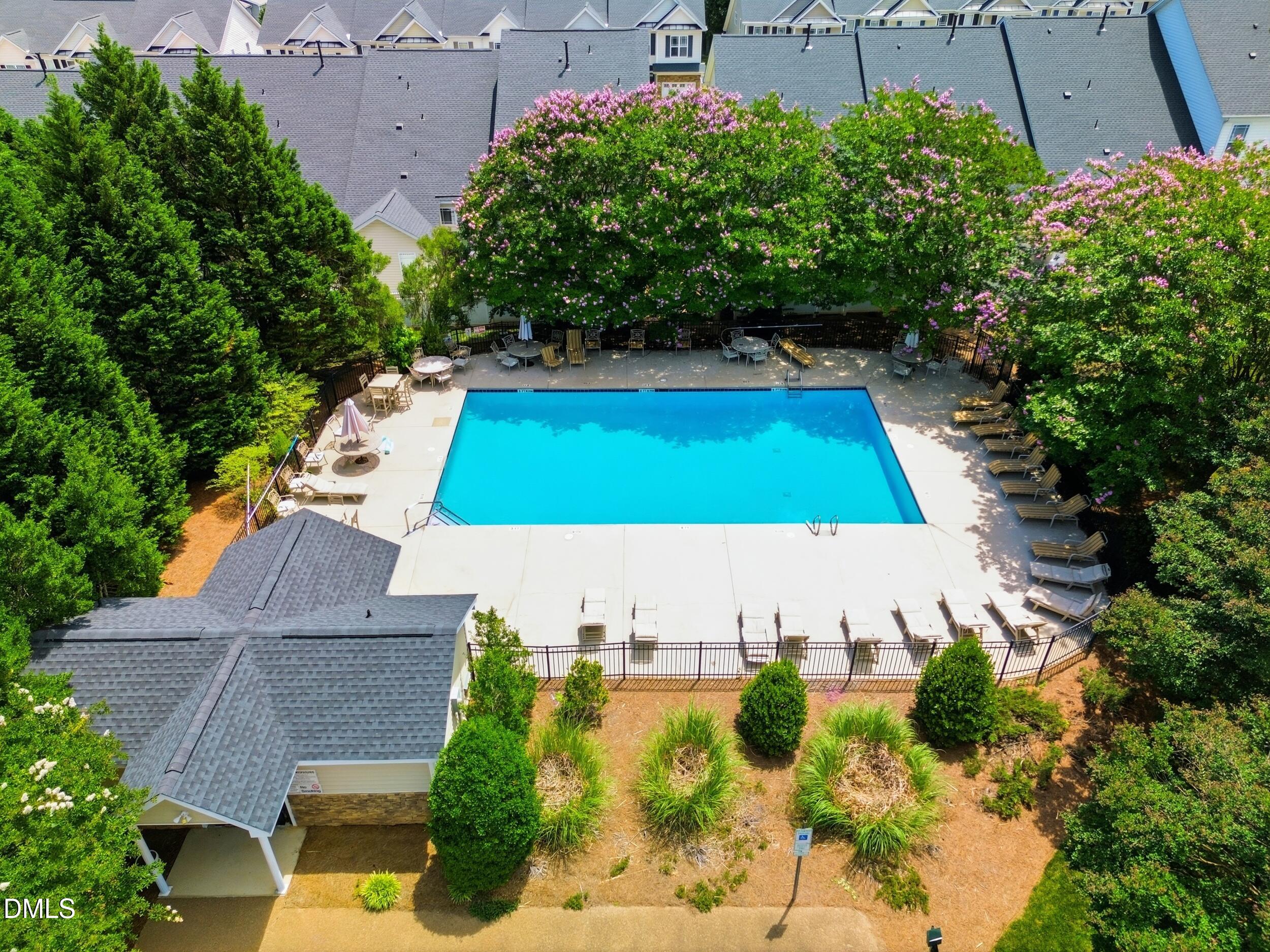 2505 Asher View Court Raleigh, NC 27606 - Photo 32 of 34