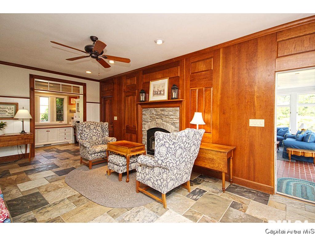 10220 North Pawnee Road Pawnee, IL 62558 - Photo 12 of 35