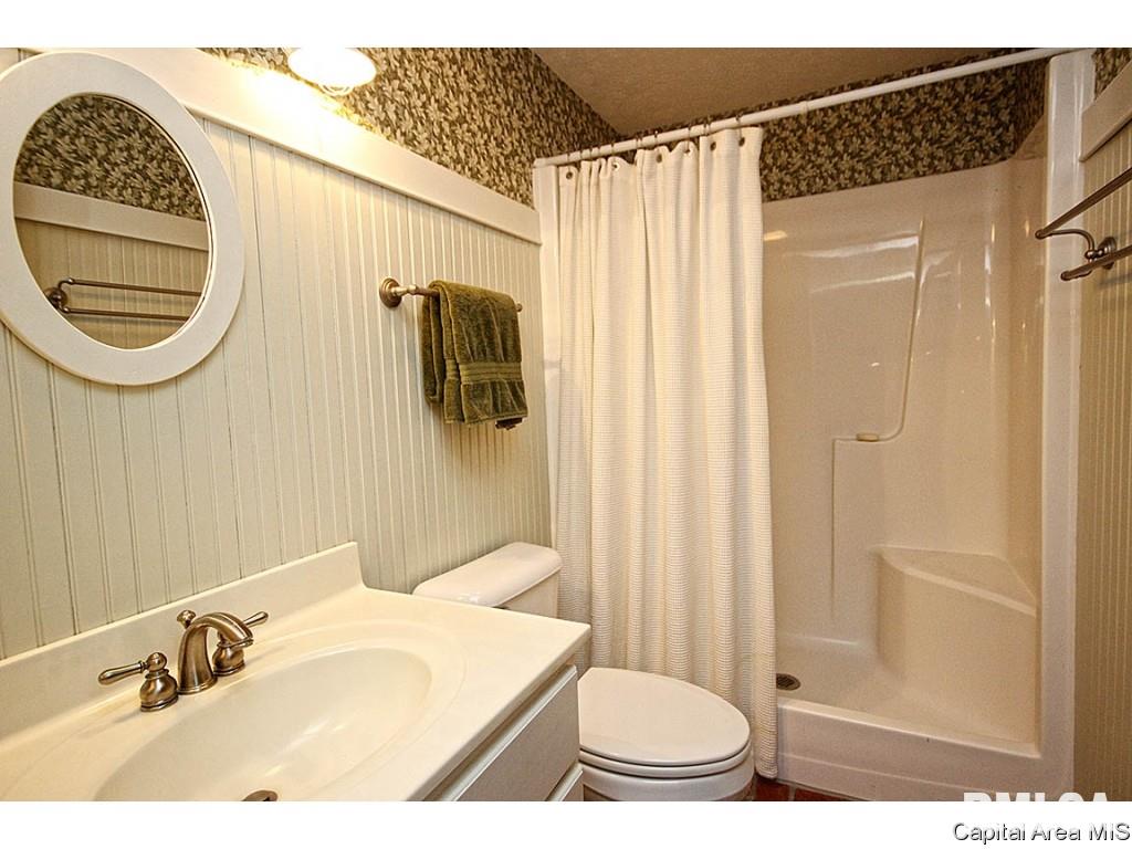 10220 North Pawnee Road Pawnee, IL 62558 - Photo 23 of 35
