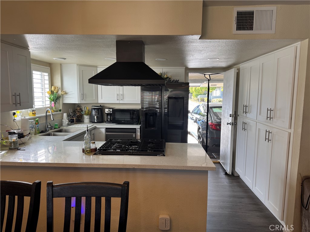 22031 Main, Unit 1 Carson, CA 90745 - Photo 8 of 32