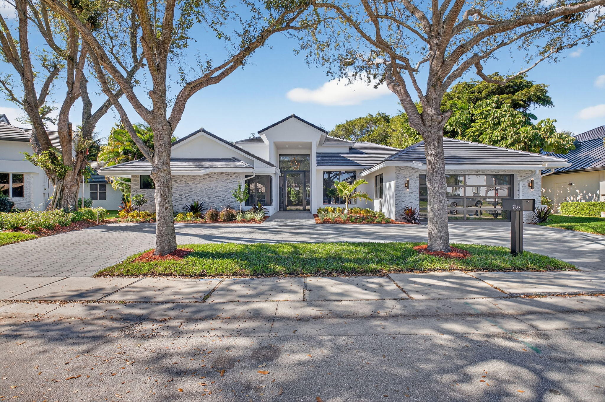 5723 Hamilton Way Boca Raton, FL 33496 - Photo 2 of 111 2-web-or-mls-DSC_2853