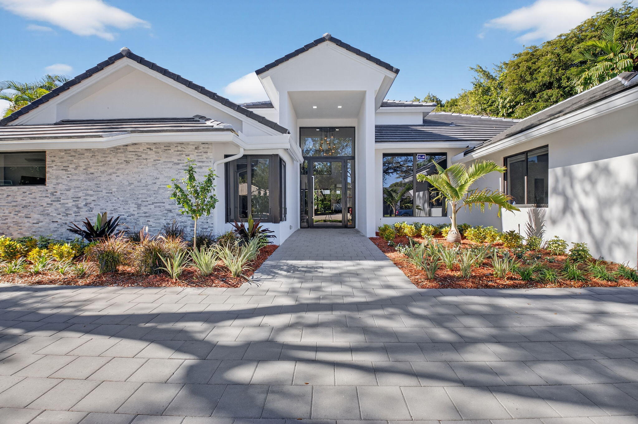 5723 Hamilton Way Boca Raton, FL 33496 - Photo 5 of 111 5-web-or-mls-DSC_2873