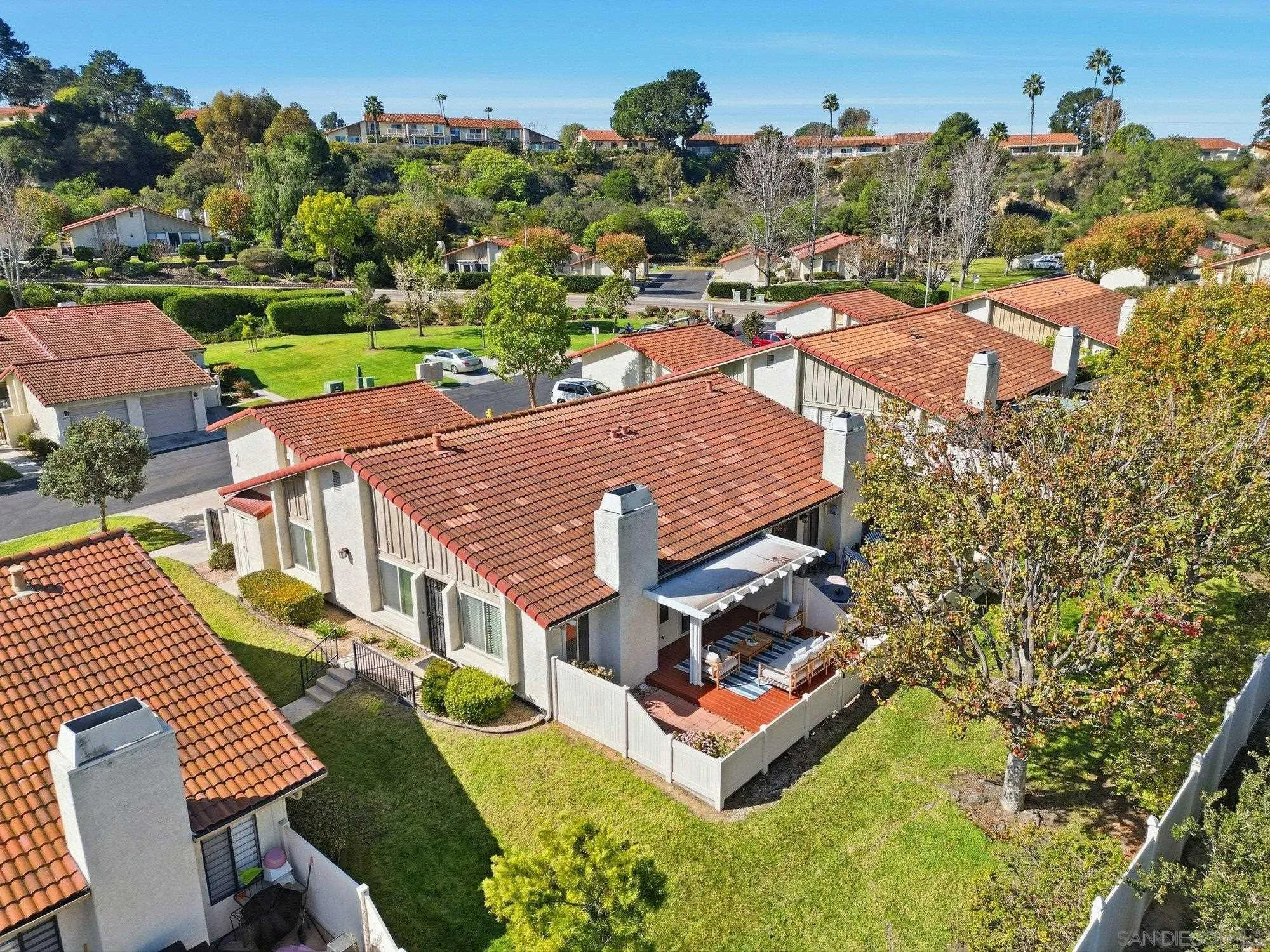 1926 Springdale Lane Encinitas, CA 92024 - Photo 23 of 28 Gallery Image 23