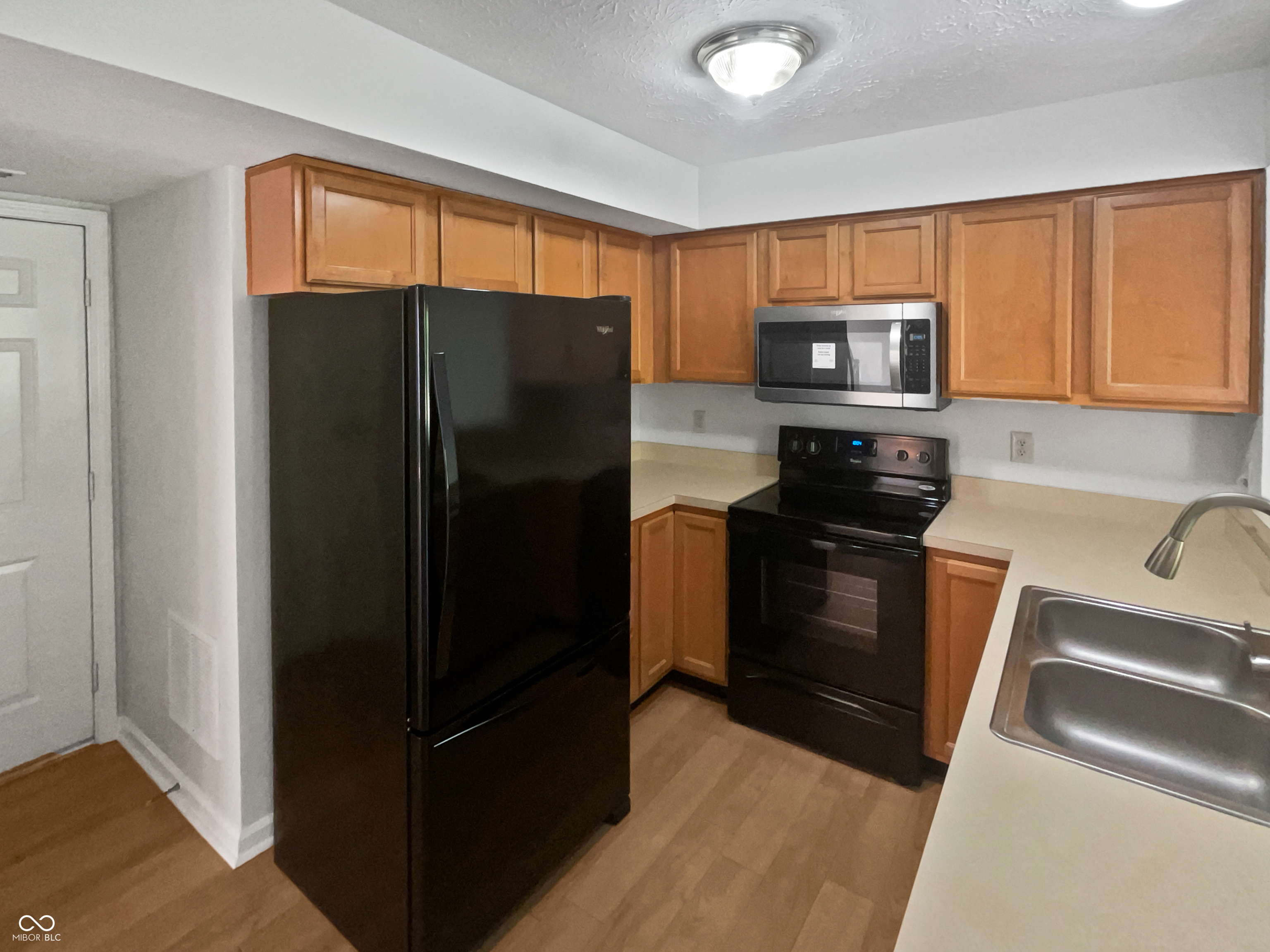 6154 Tybalt Circle Indianapolis, IN 46254 - Photo 6 of 23