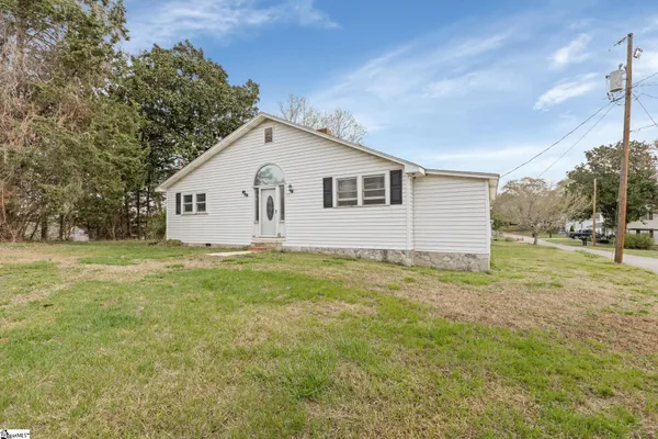 $100,000 | 171 J Street, Greer, SC 29651