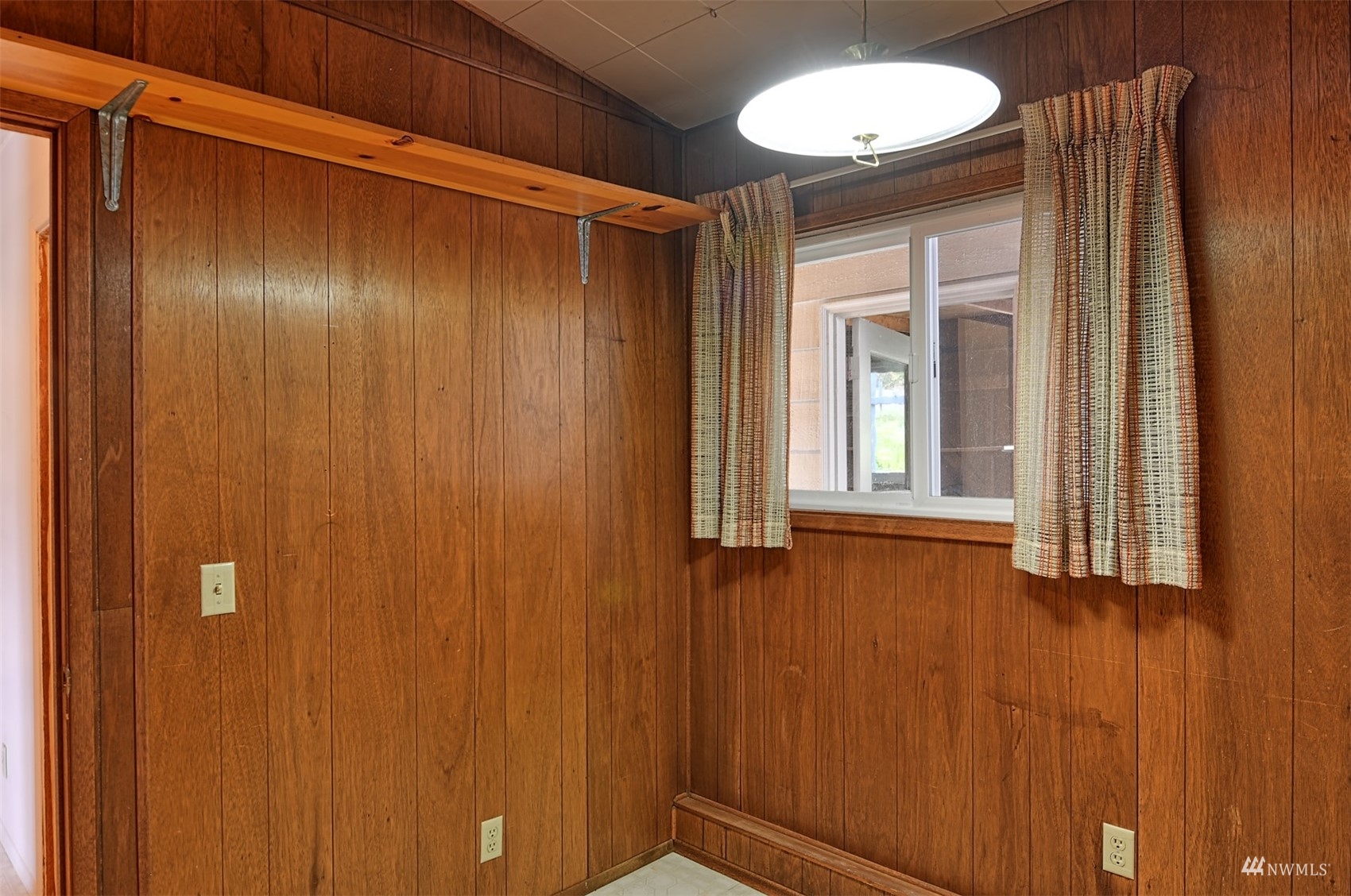 7904 192nd Place Southwest Edmonds, WA 98026 - Photo 21 of 28 Gallery Image 21