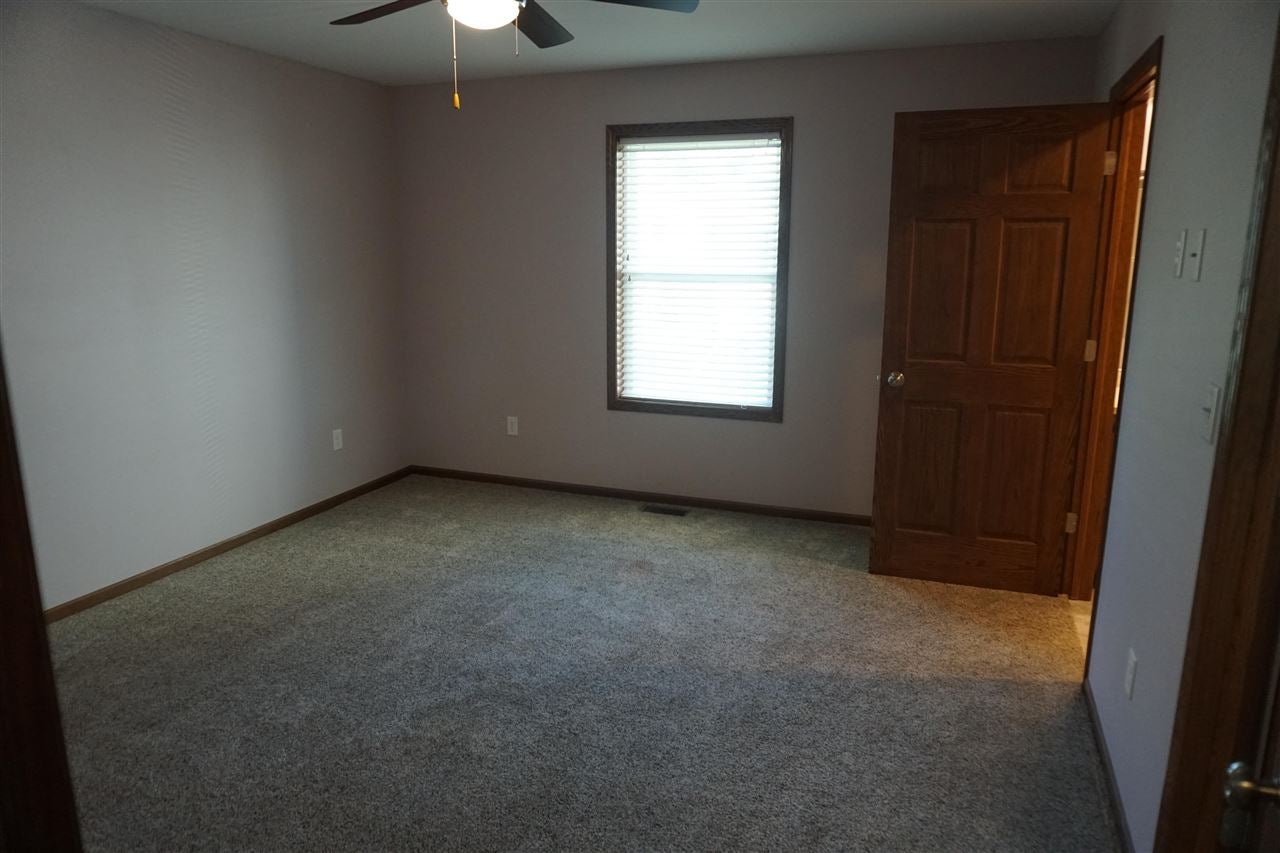 517 South Riggs Street Lone Tree, IA 52755 - Photo 8 of 18 Gallery Image 8