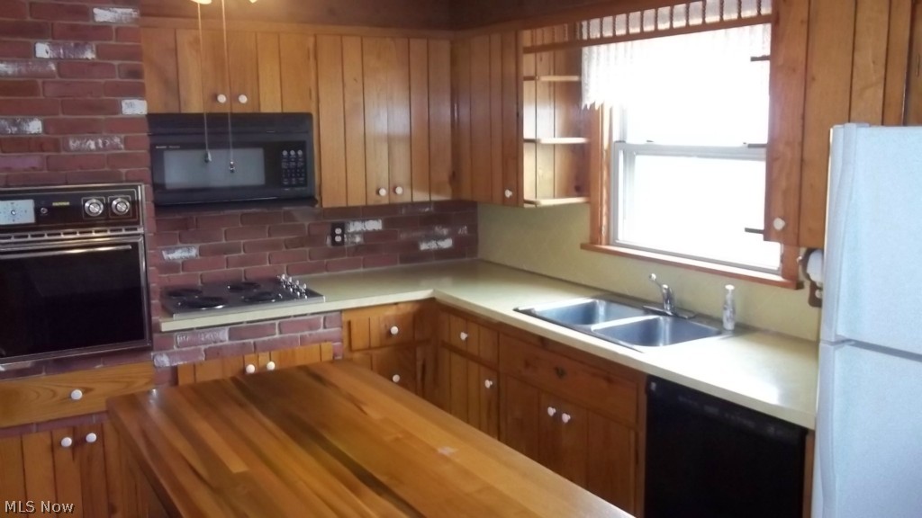 3714 Burkey Road Youngstown, OH 44515 - Photo 13 of 25 Gallery Image 13