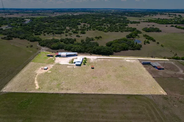 $425,000 | 815 County Road 226, Florence, TX 76527
