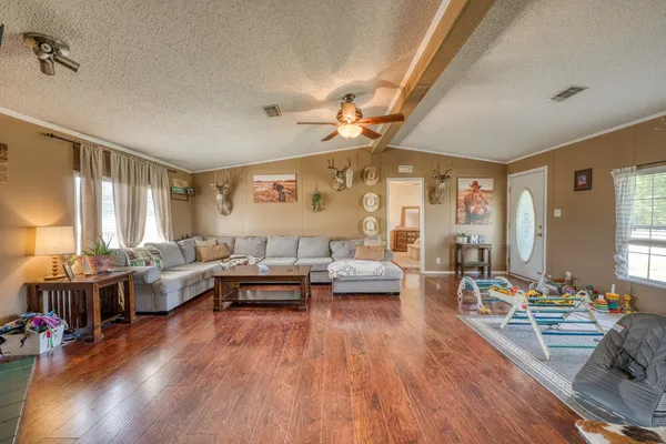 $425,000 | 815 County Road 226, Florence, TX 76527