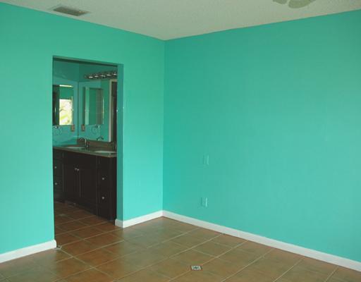 6347 Toulon Drive Boca Raton, FL 33433 - Photo 11 of 24 a view of a small space