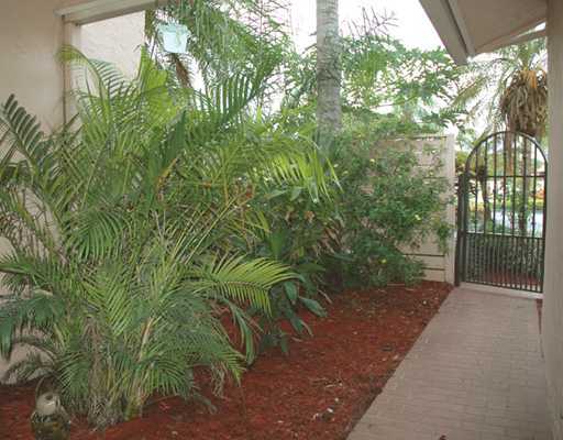 6347 Toulon Drive Boca Raton, FL 33433 - Photo 3 of 24 a view of a outdoor space