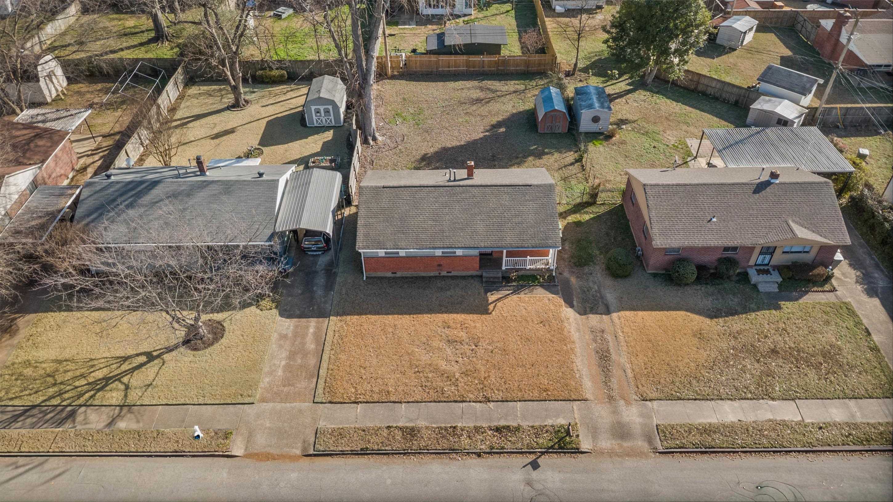 506 McDermitt Road Memphis, TN 38120 - Photo 26 of 29 Aerial view of residential area