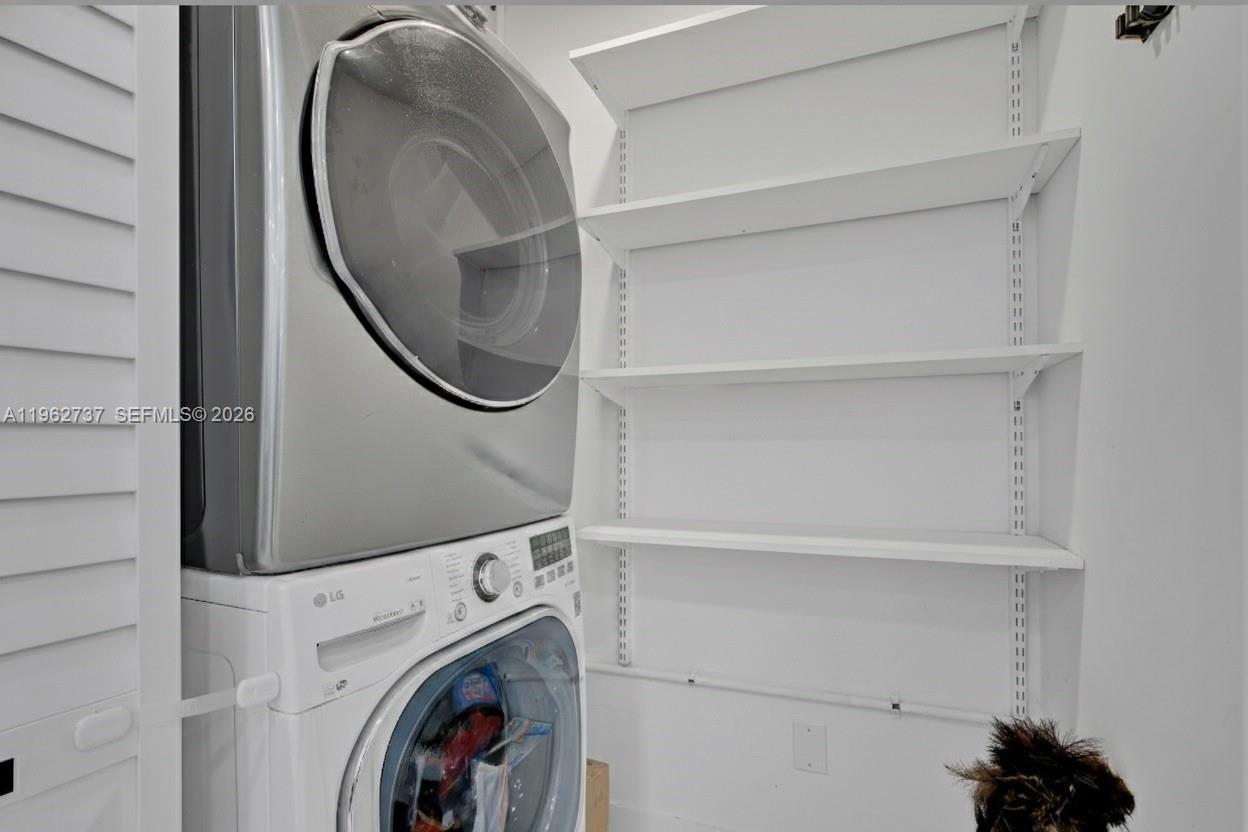 11751 Southwest 168th Terrace Miami, FL 33177 - Photo 14 of 39