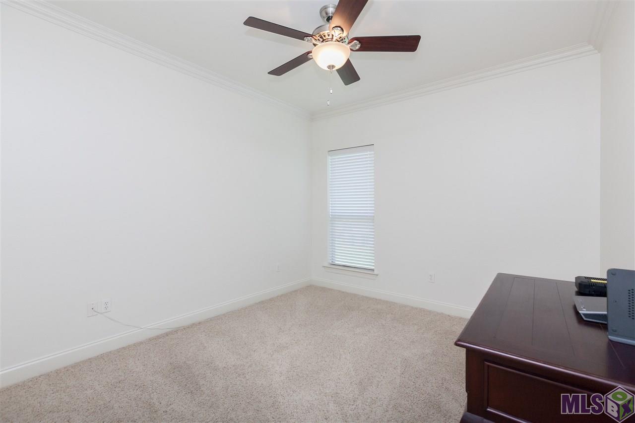 8538 Highcrest Drive Baton Rouge, LA 70809 - Photo 14 of 30 Guest Bed 2