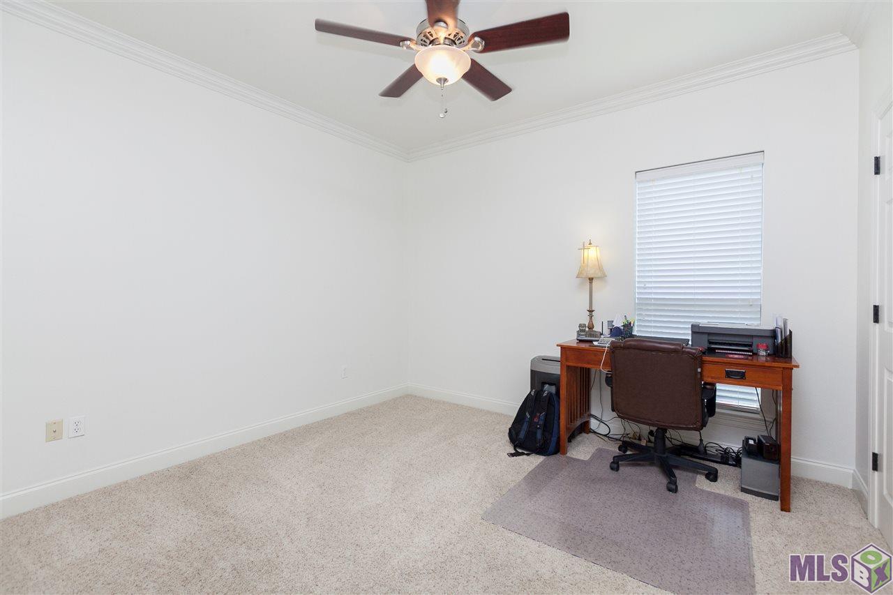 8538 Highcrest Drive Baton Rouge, LA 70809 - Photo 18 of 30 Guest Bed 4
