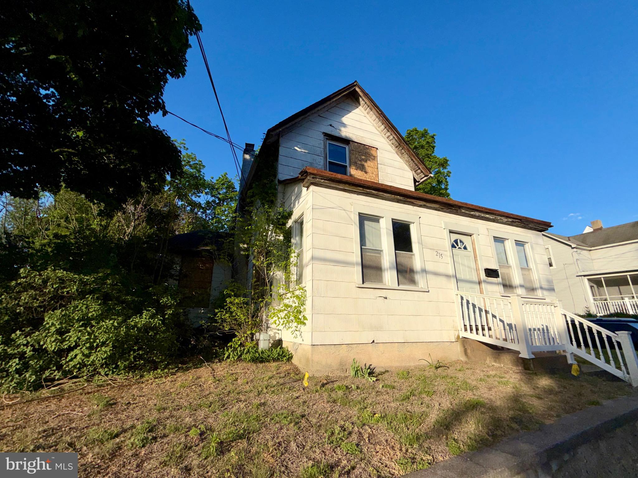 215 Berlin Road Clementon, NJ 08021 - Photo 1 of 13 Gallery Image 1