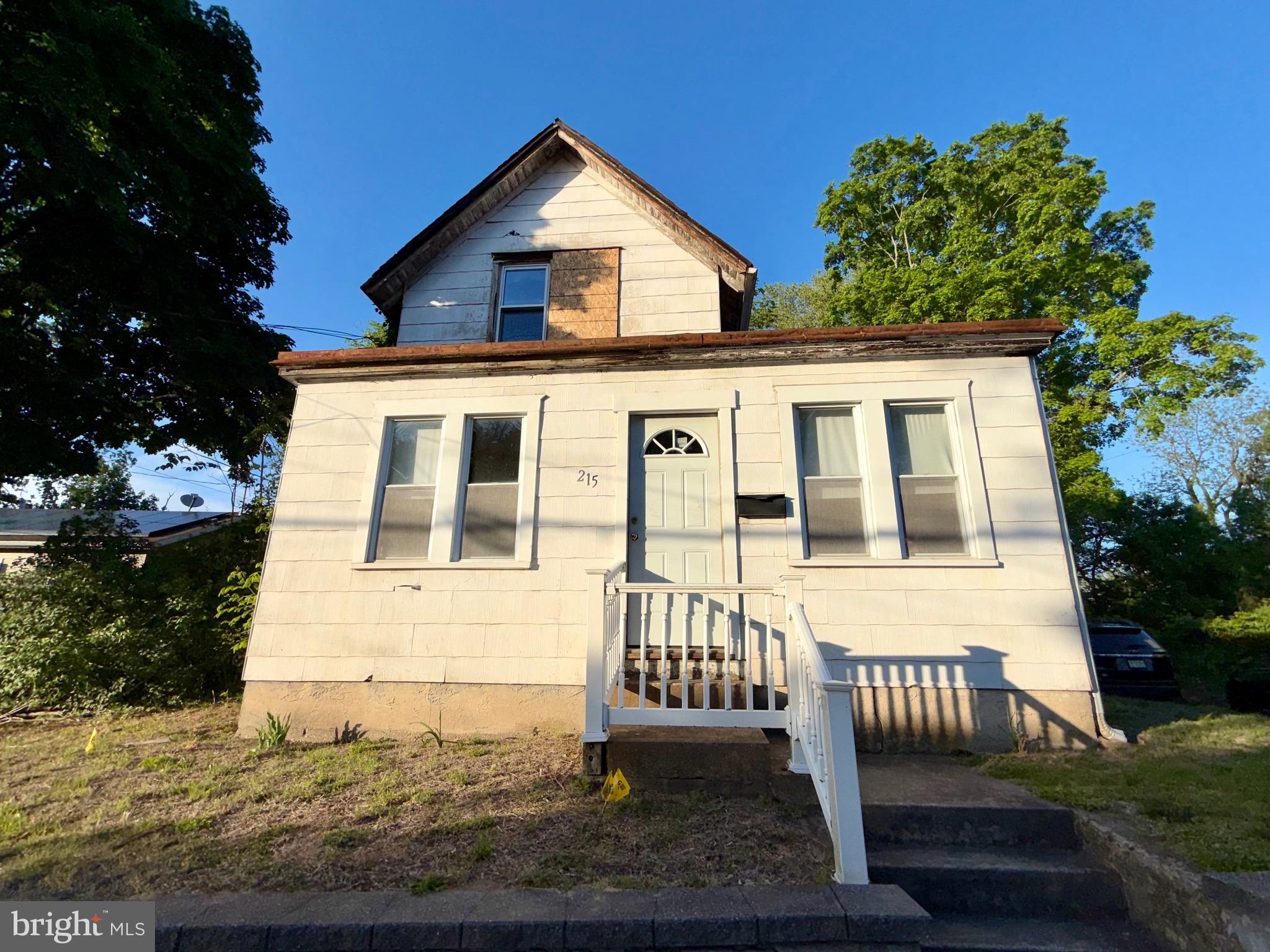 215 Berlin Road Clementon, NJ 08021 - Photo 3 of 13 Gallery Image 3