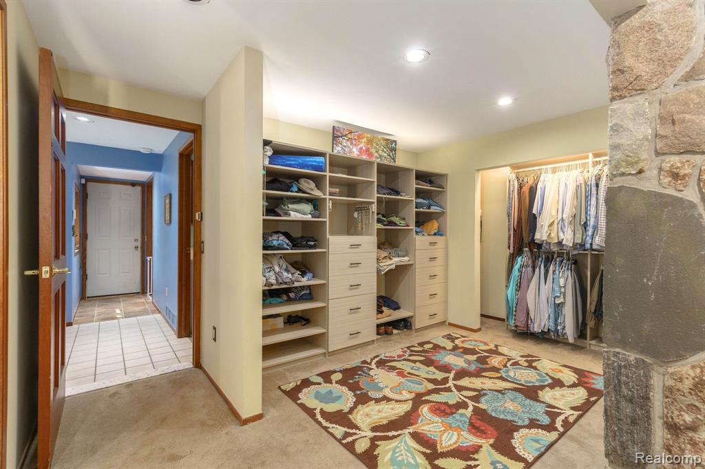 1375 Dutton Road Rochester Hills, MI 48306 - Photo 37 of 55