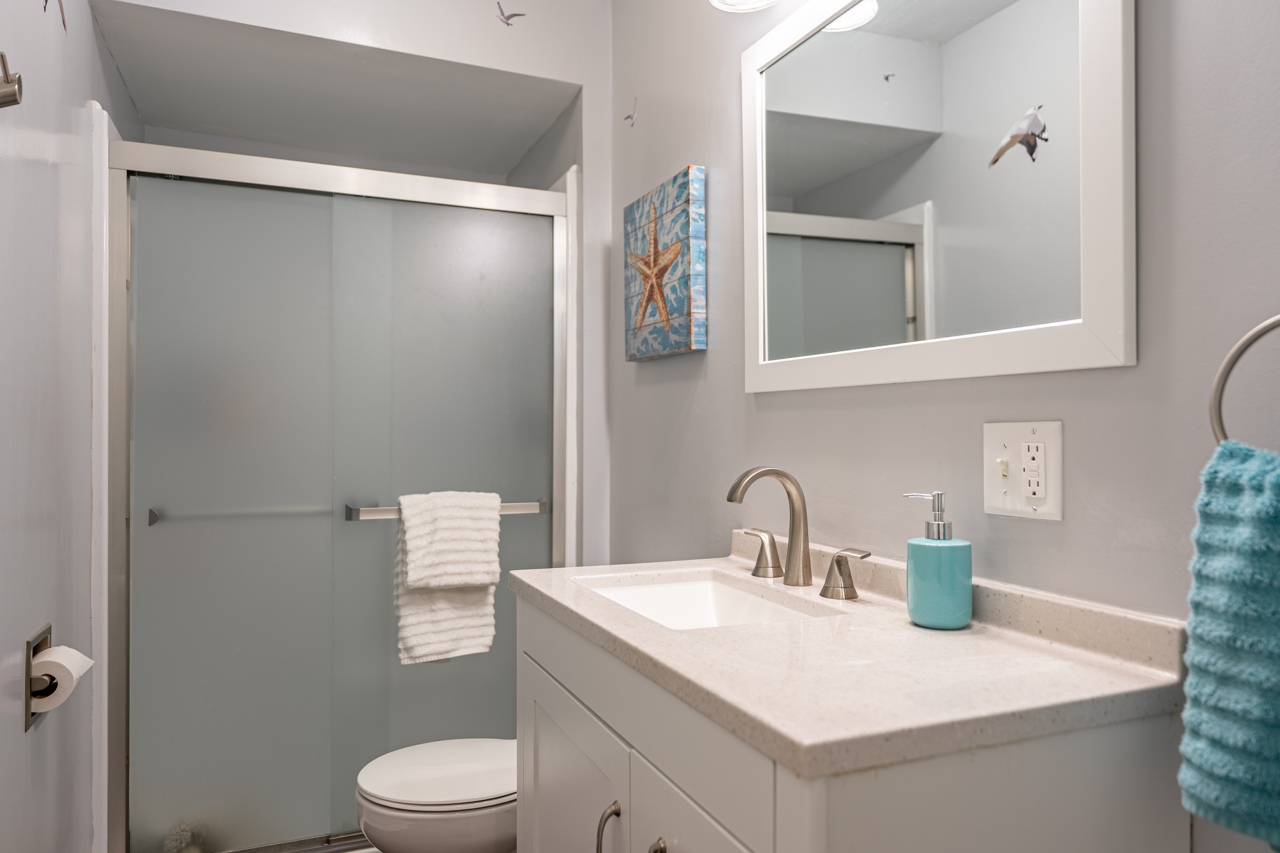 4015 Sunnyside Road Woodstock, IL 60098 - Photo 17 of 55