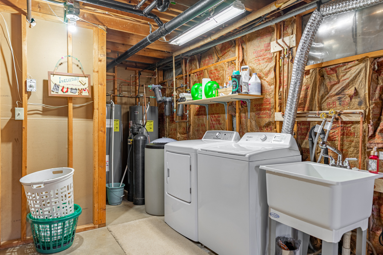 4015 Sunnyside Road Woodstock, IL 60098 - Photo 31 of 55