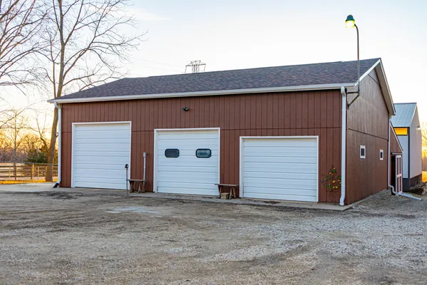 $700,000 | 4015 Sunnyside Road, Woodstock, IL 60098