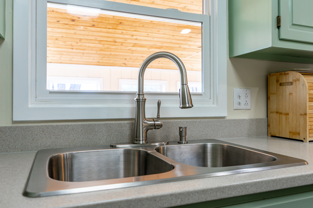 4015 Sunnyside Road Woodstock, IL 60098 - Photo 9 of 55