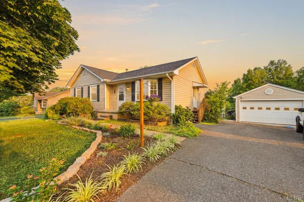 $279,900 | 6200 Pawtucket Drive, Lynchburg, VA 24502