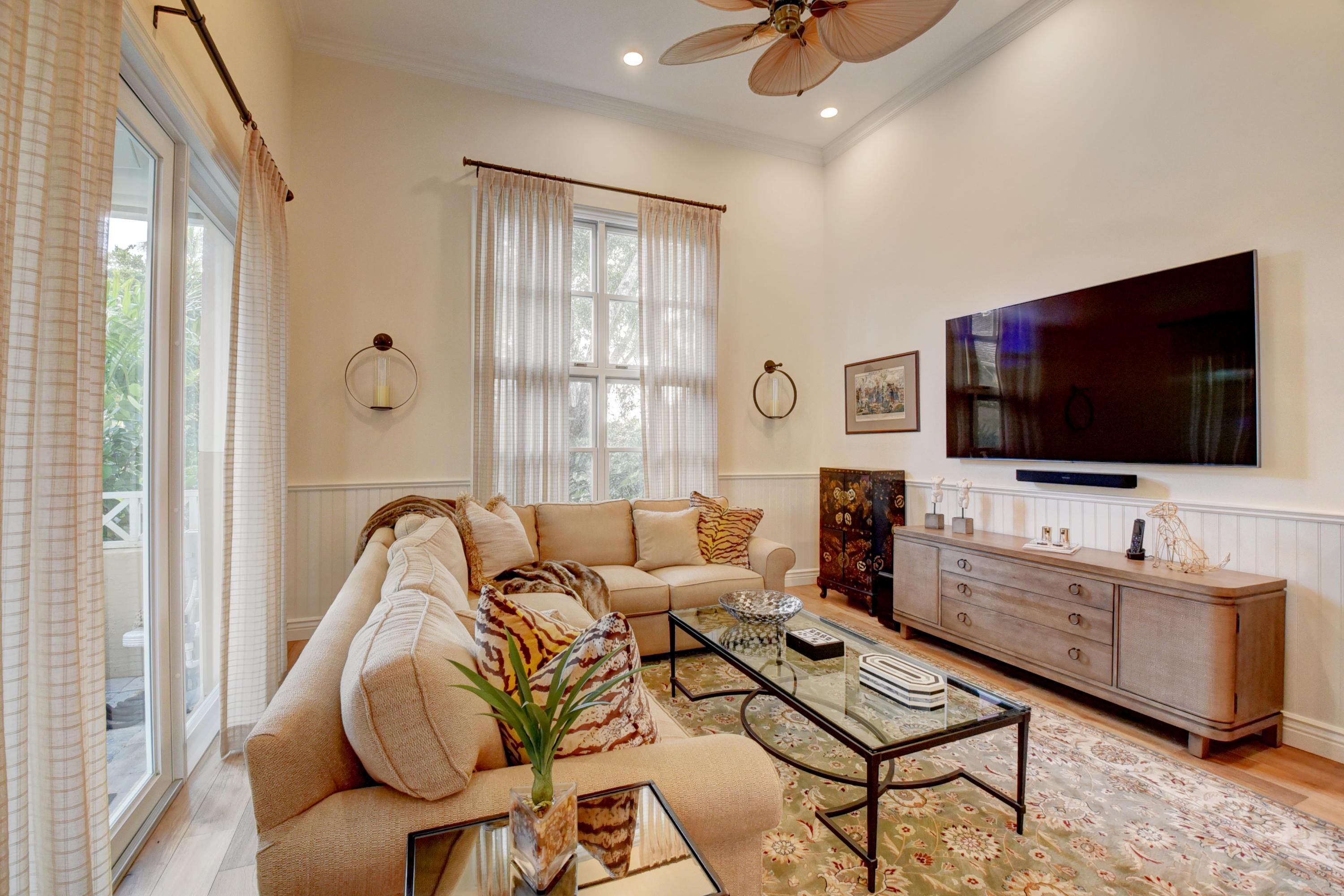 4056 Northwest 57th Street Boca Raton, FL 33496 - Photo 11 of 22 Family Room