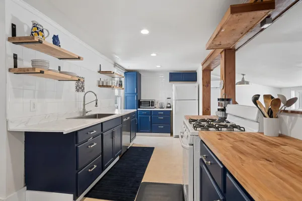 $485,000 | 7471 Highway 4, Bridgewater, VT 05034