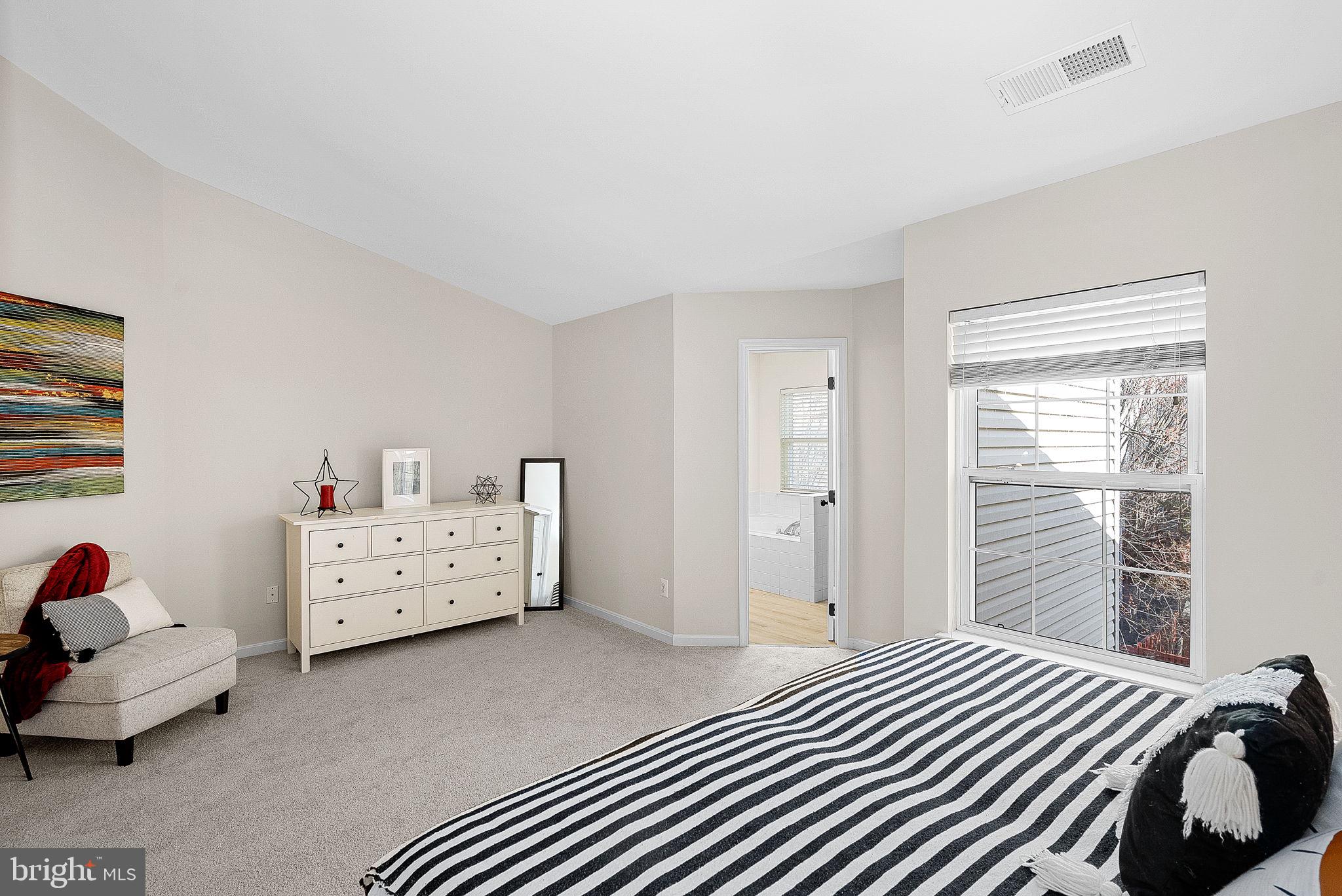 20392 Farmgate Terrace Ashburn, VA 20147 - Photo 32 of 62