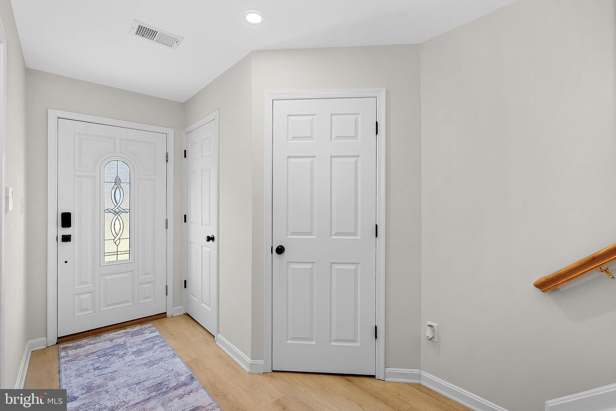 20392 Farmgate Terrace Ashburn, VA 20147 - Photo 6 of 62