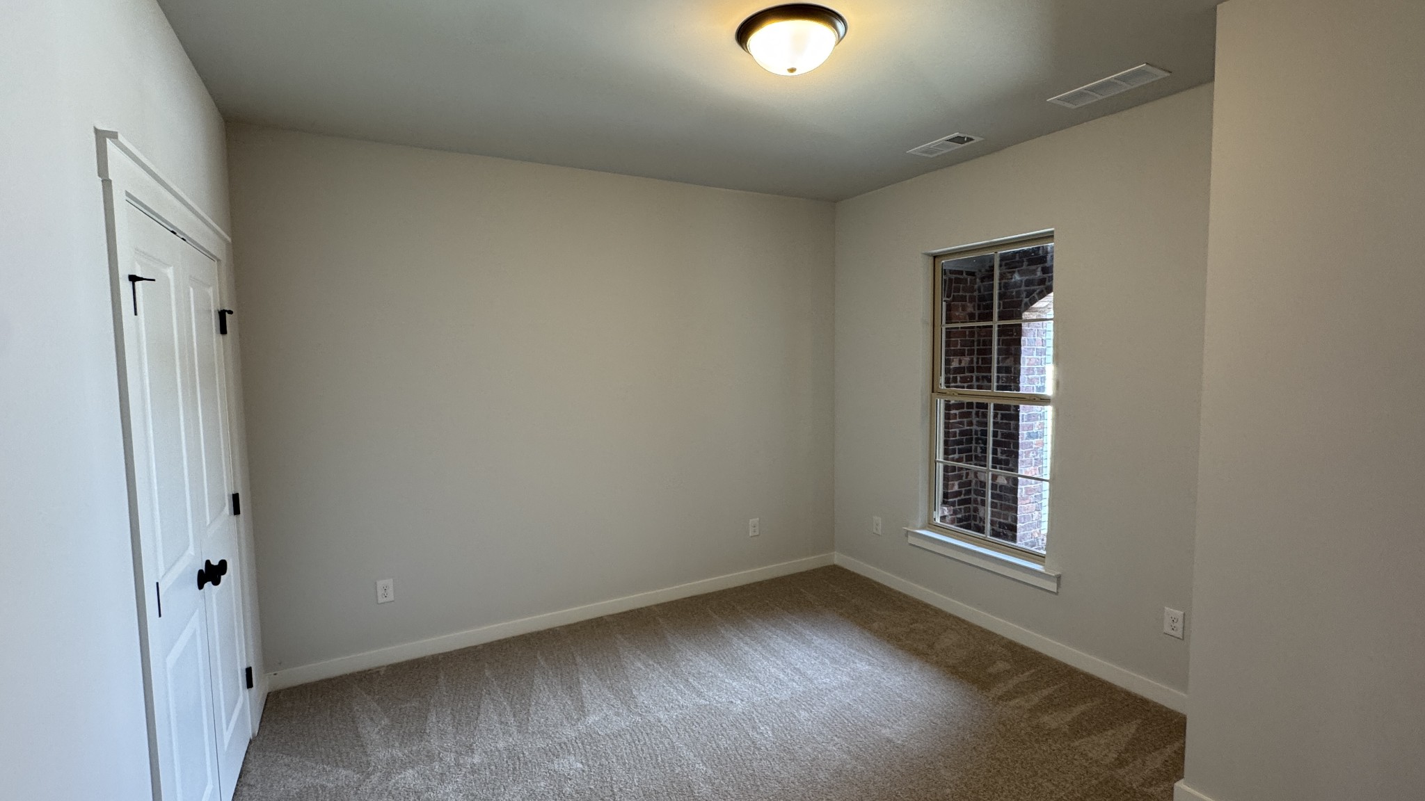 492 West Foxrun Springfield, TN 37172 - Photo 10 of 19