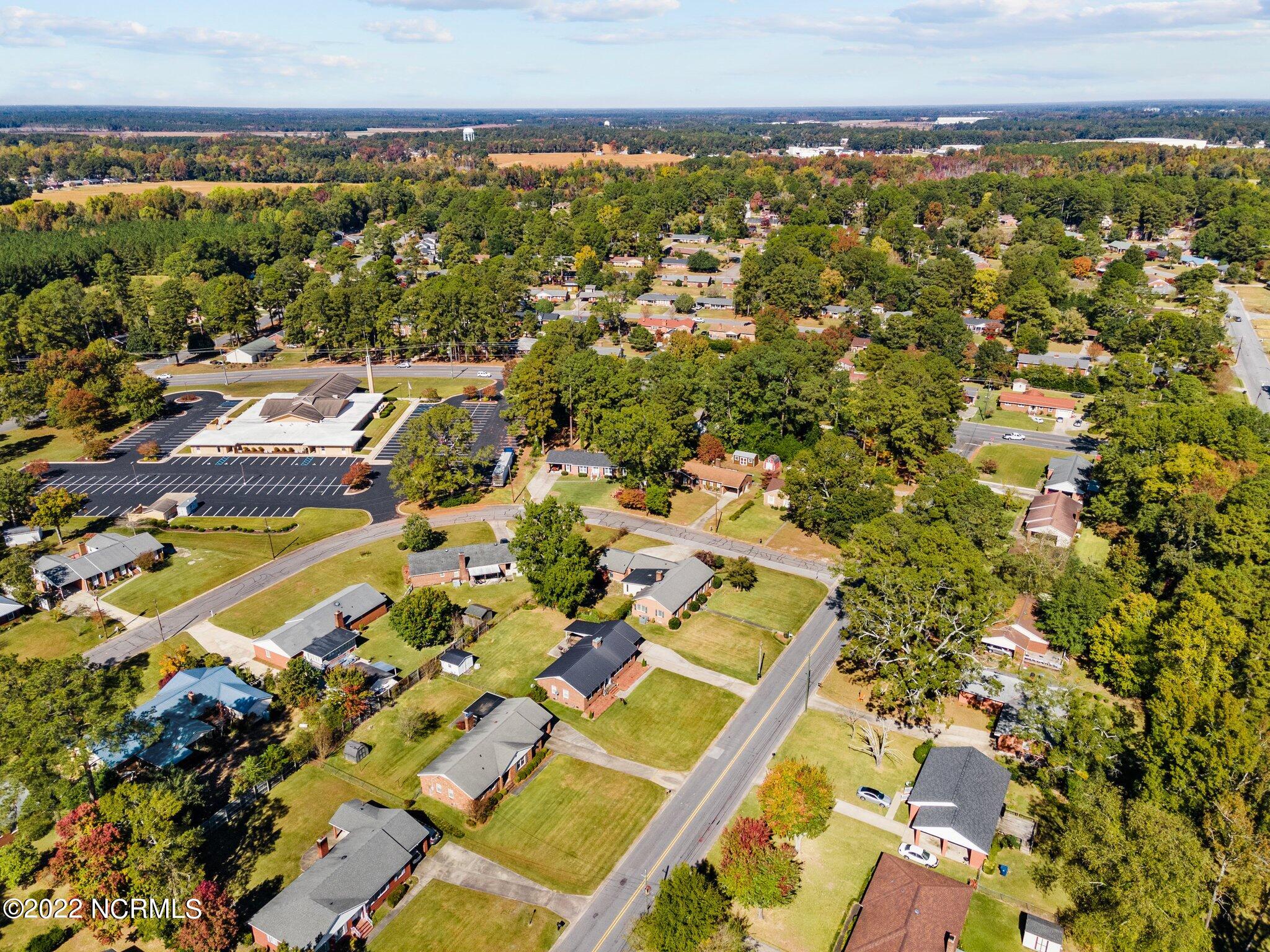2408 Hardee Road Kinston, NC 28504 - Photo 19 of 51 19-web-or-mls-DJI_0046