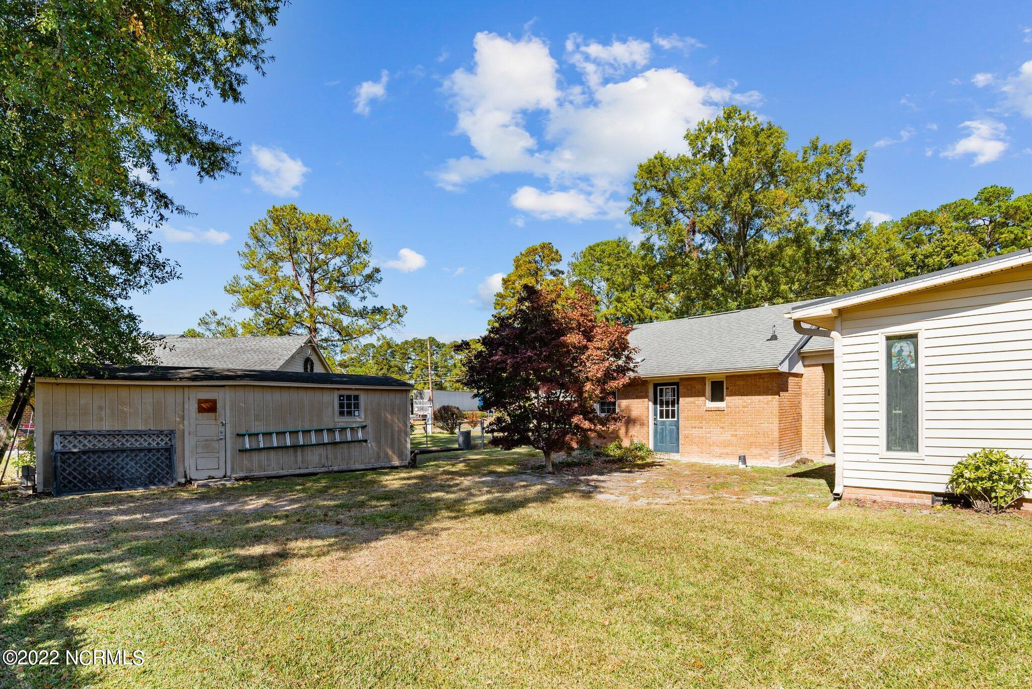 2408 Hardee Road Kinston, NC 28504 - Photo 8 of 51 8-web-or-mls-DSC_5386