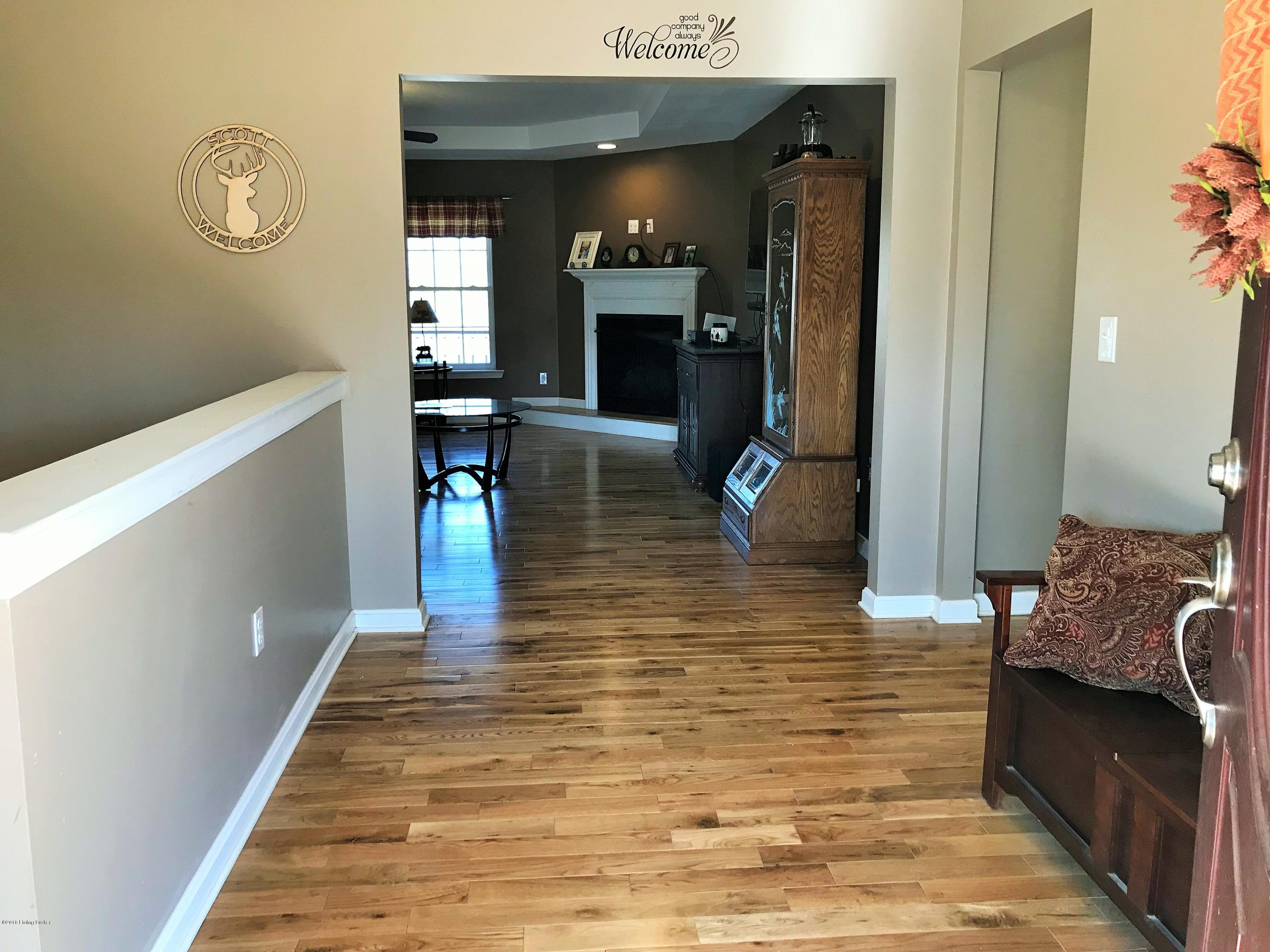 421 Culls Ridge Road Bedford, KY 40006 - Photo 4 of 28 Foyer