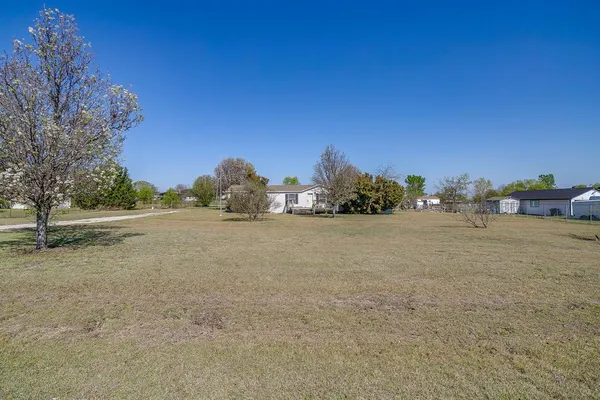 $150,000 | 11009 Everest Drive, Venus, TX 76084