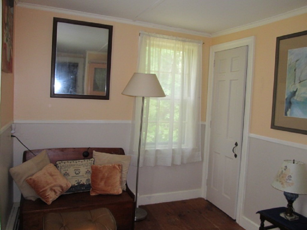 21 West Surry Road Keene, NH 03431 - Photo 9 of 19