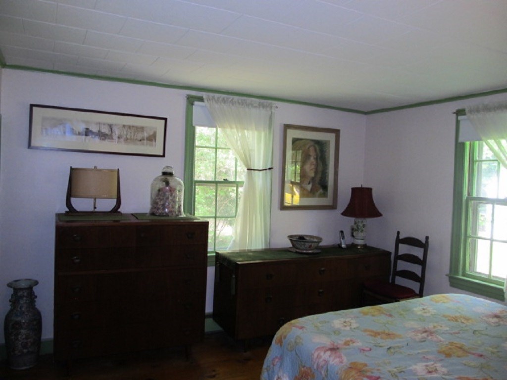 21 West Surry Road Keene, NH 03431 - Photo 10 of 19