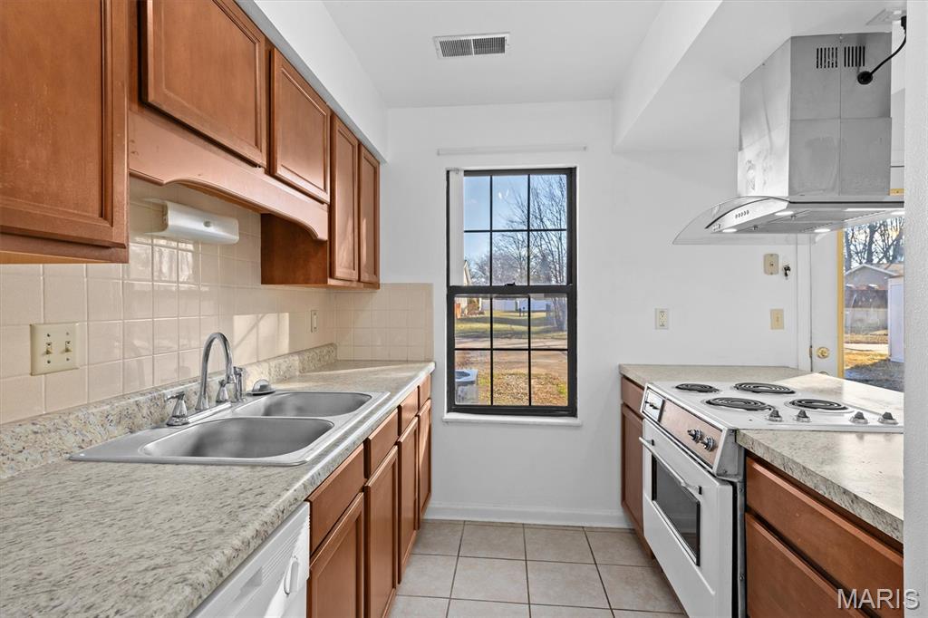 414 North County Road Mascoutah, IL 62258 - Photo 12 of 28