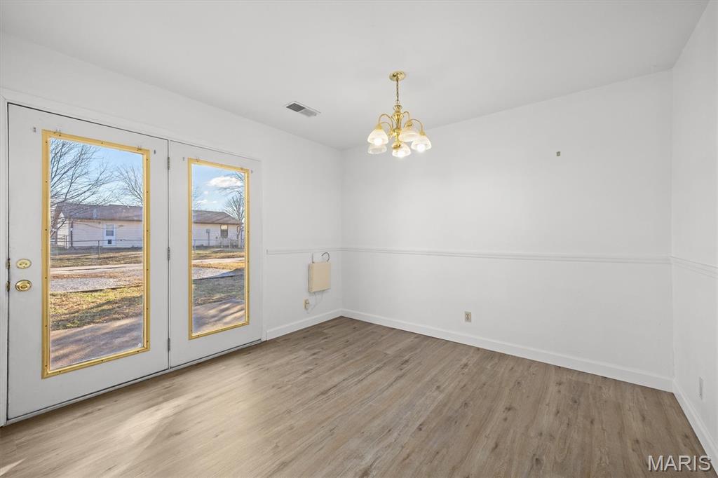 414 North County Road Mascoutah, IL 62258 - Photo 8 of 28