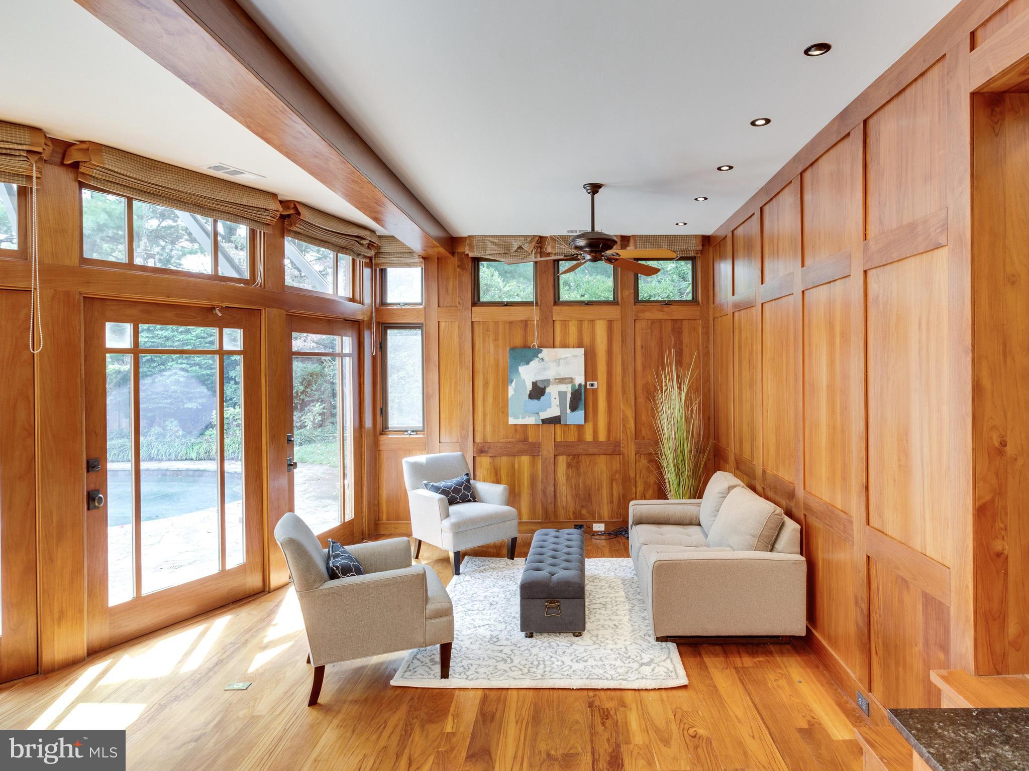 3219 North Glebe Road Arlington, VA 22207 - Photo 14 of 30 Family Room
